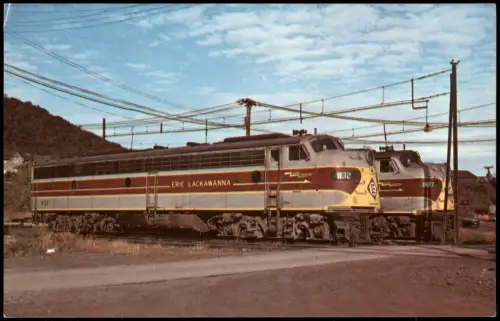 Ansichtskarte  Eisenbahn Zug Lokomotive ERIE LACKAWANNA 832 Railway 1978