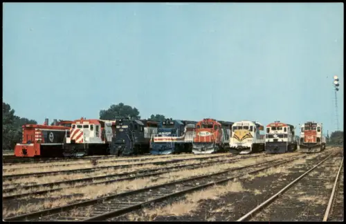 Ansichtskarte  Eisenbahn Zug Lokomotive BICENTENNIAL LINEUP Railroad USA 1977